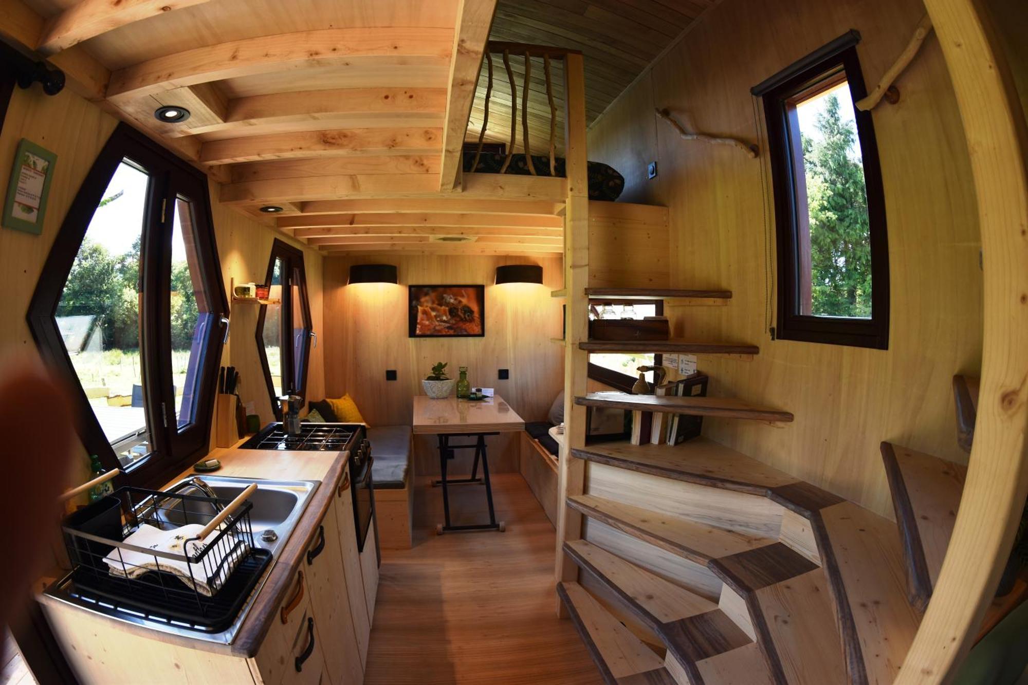 La Fontaine Airmeth Bed & Breakfast Ploerdut Bagian luar foto
