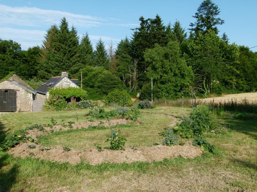 La Fontaine Airmeth Bed & Breakfast Ploerdut Bagian luar foto